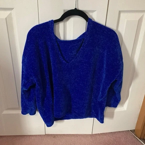 Express Cobalt Blue Chenille 3/4 Sleeve Cropped Loose Fit Sweater US Small - Picture 3 of 13